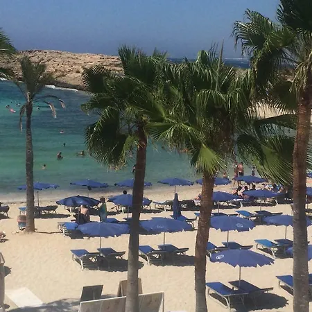 House On The Beach * איה נאפה